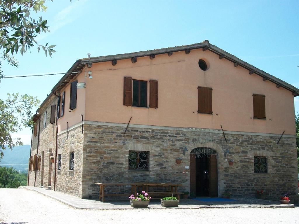 Agriturismo La Caputa Urbania Εξωτερικό φωτογραφία