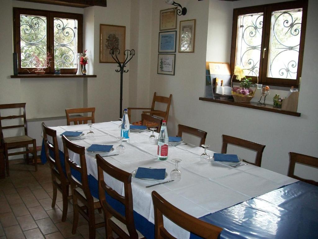 Agriturismo La Caputa Urbania Εξωτερικό φωτογραφία