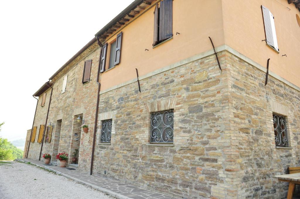 Agriturismo La Caputa Urbania Εξωτερικό φωτογραφία